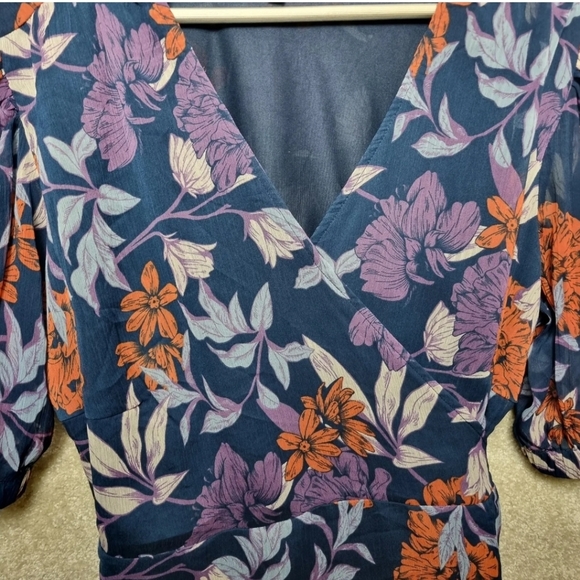 Koko Lovedrobe Chiffon Wrap Top Womens Size 20 Blue Purple Floral V Neck Lined - Picture 4 of 7